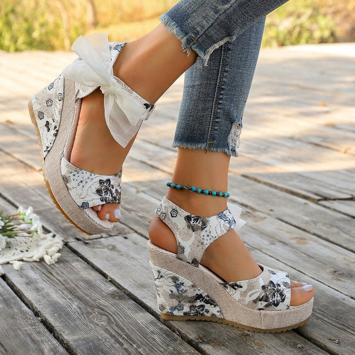Lace-up bow high-heeled sandals