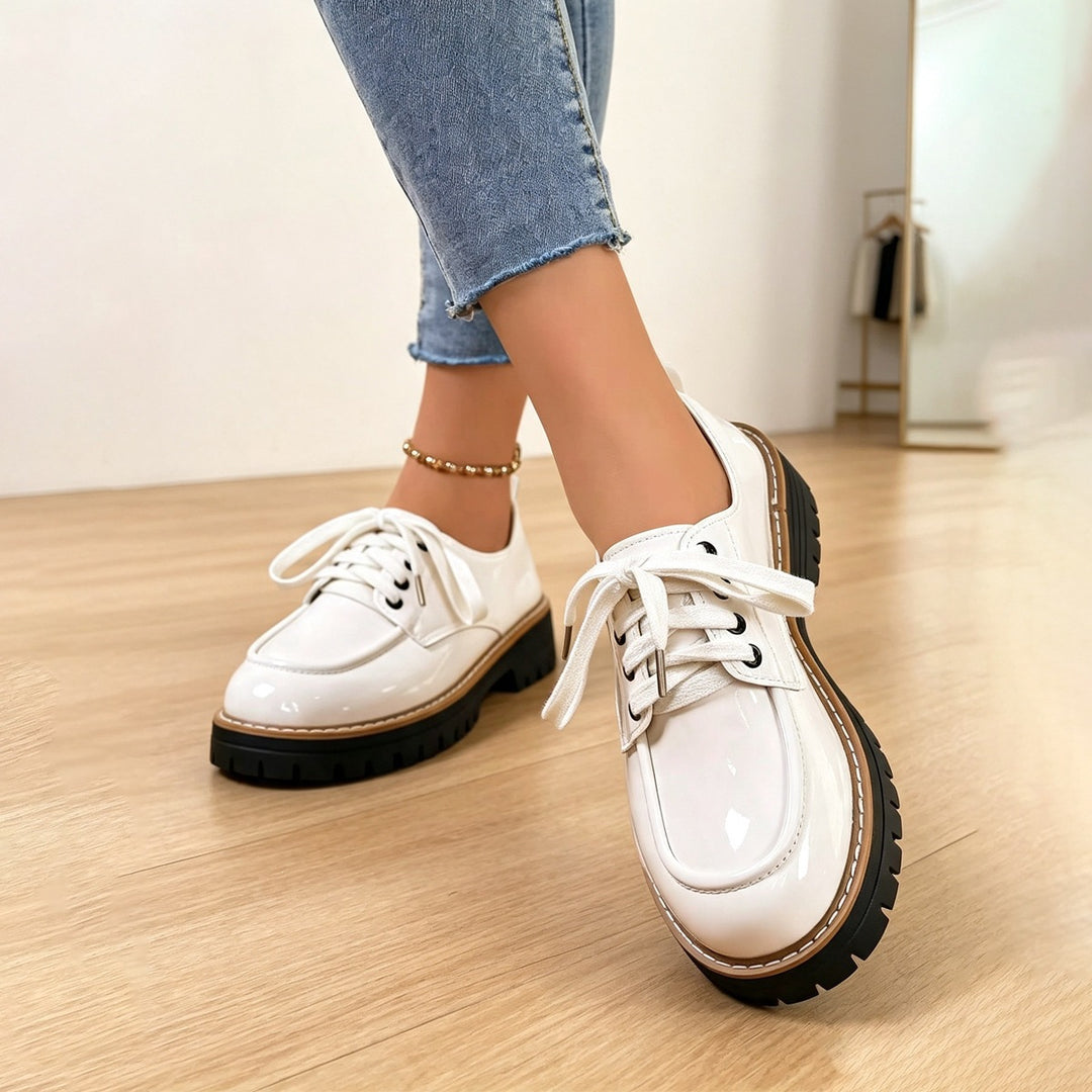 Round-toe lace-up casual loafers