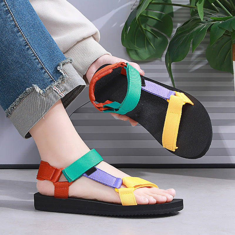 Versatile flat outdoor couple sports beach shoes