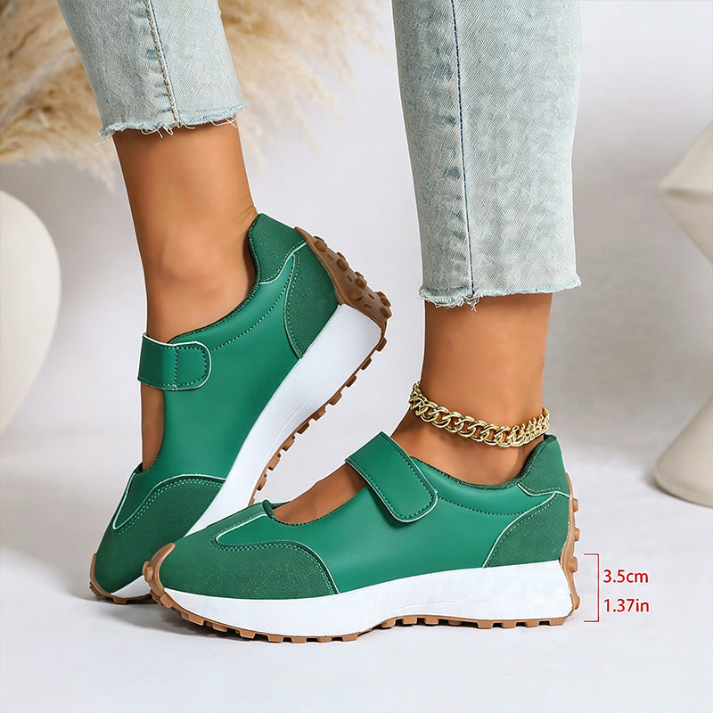 Chunky-soled casual sneakers