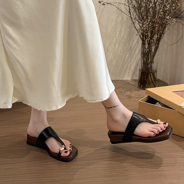 Minimal Gold Buckle Square Toe Flip Flops For Women