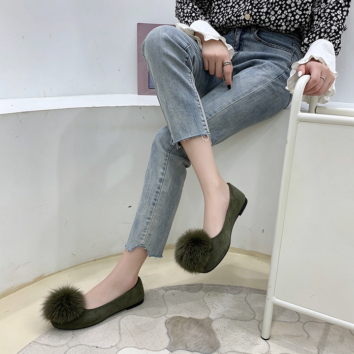 Ladies Cute Furry Pom Pom Ballet Flat Footwear