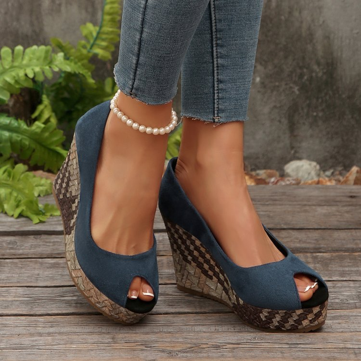 Open-toe woven platform wedge shoes