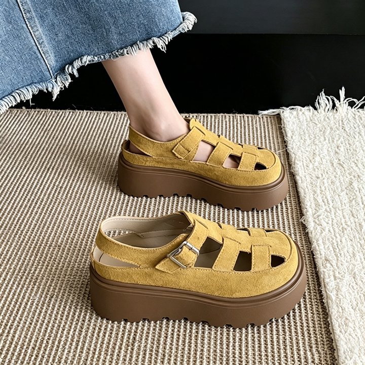 Retro platform Roman buckle sandals