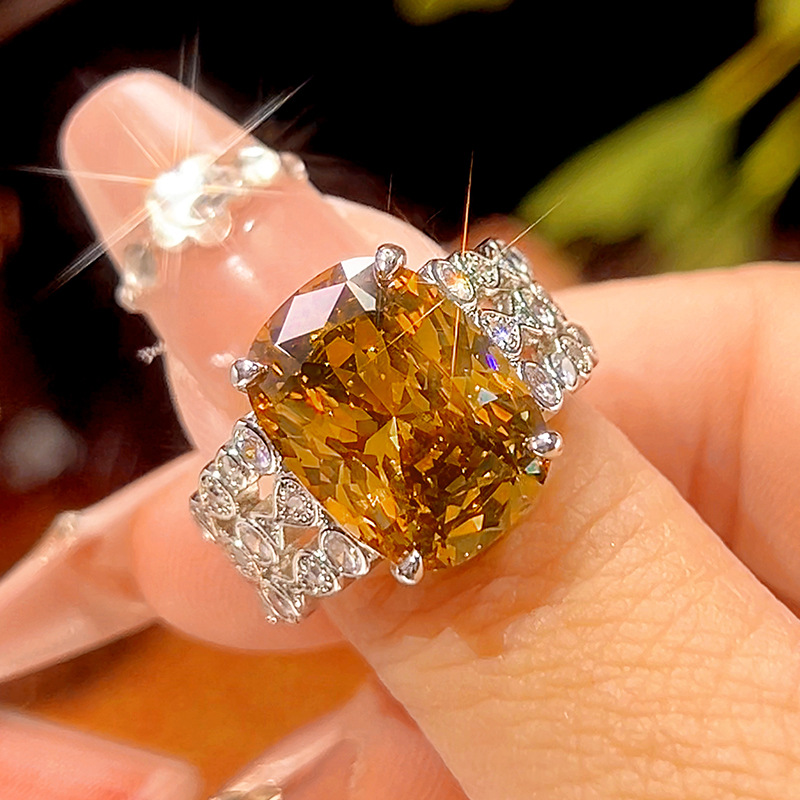 Elegant Cushion Stone Halo Fashion Ring