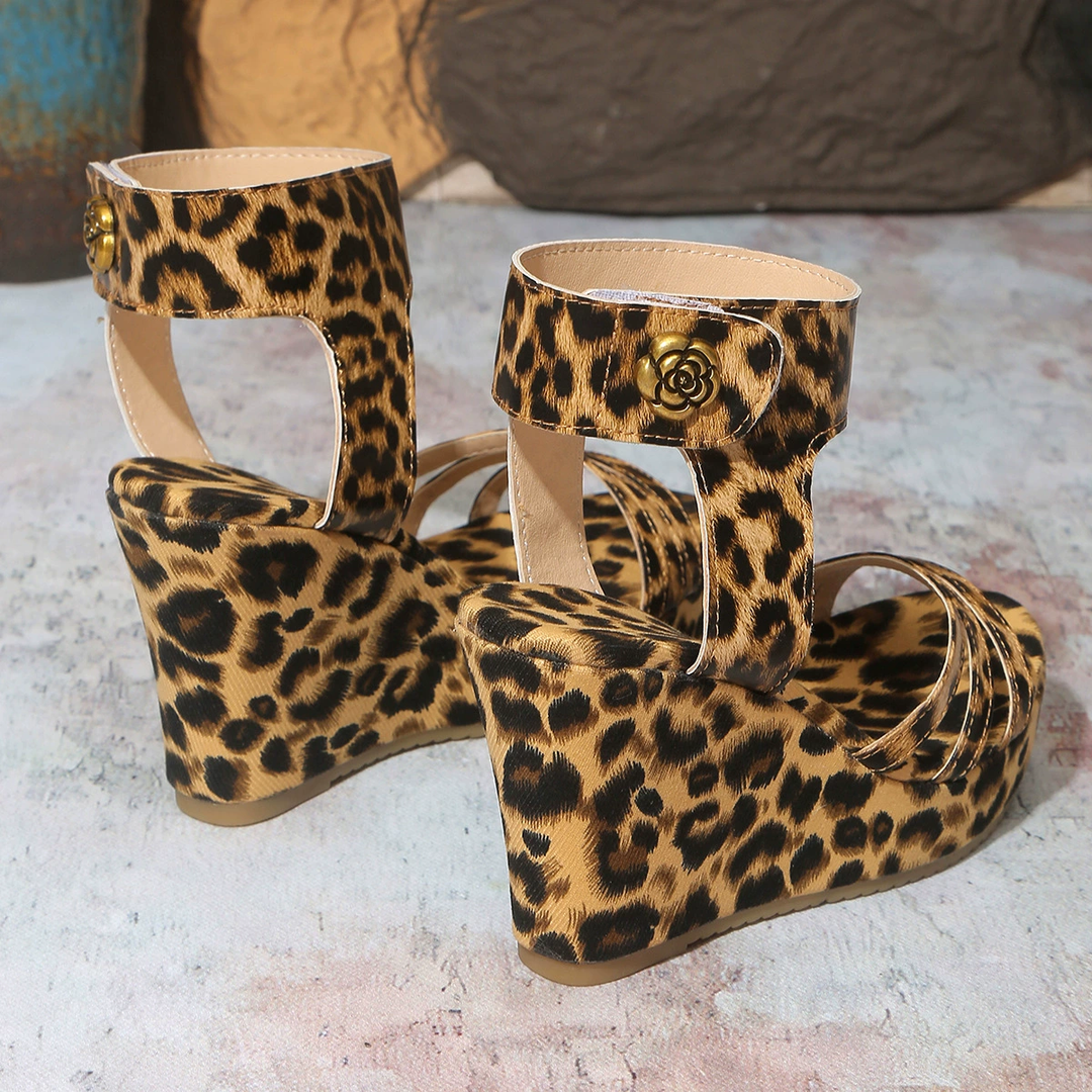 Trendy Leopard Print Wedge Platform Sandals
