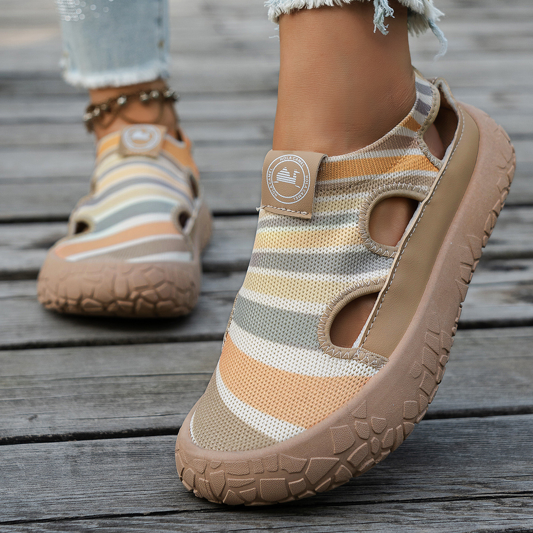 Closed Toe Hollow Striped Breathable Outdoor Sandals