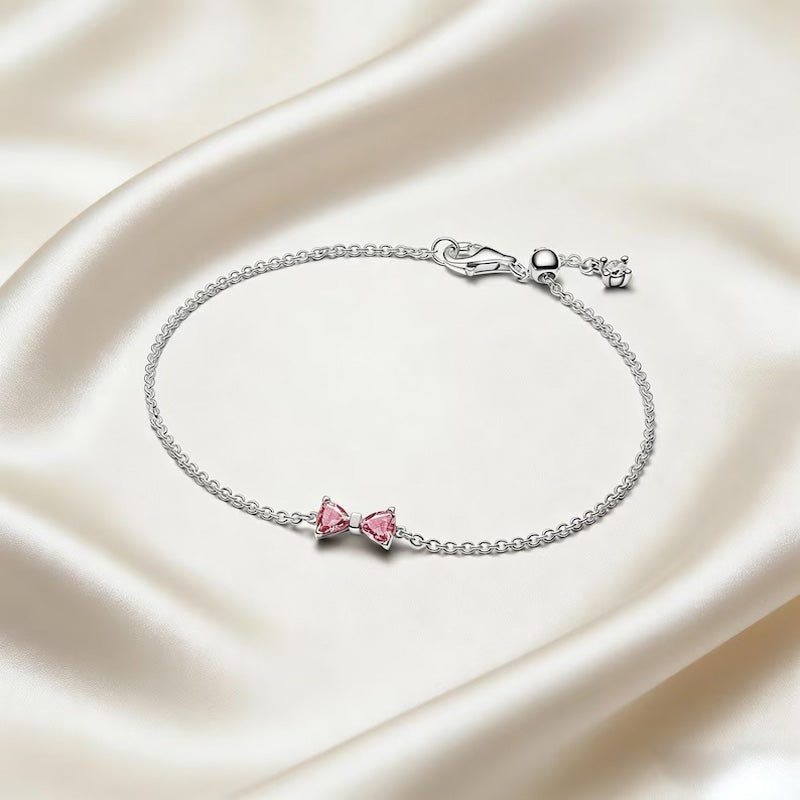 Diamond-set bow zircon bracelet