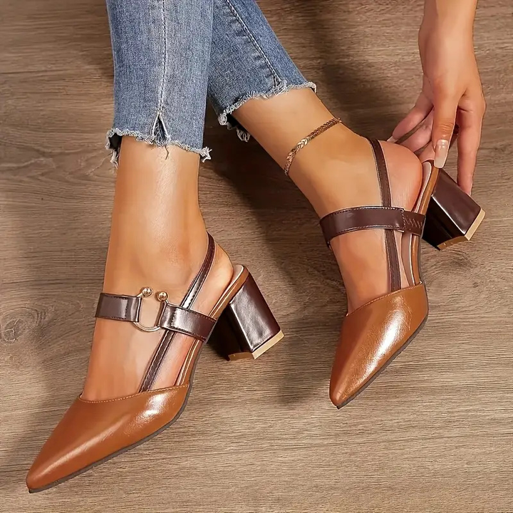 Retro pointed toe chunky heel Mary Jane shoes