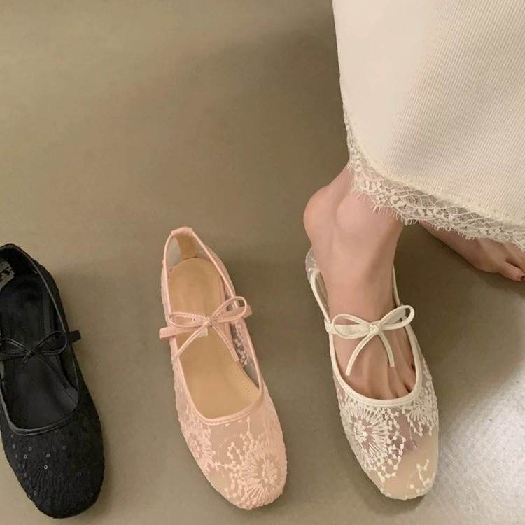 Elegant Mesh Ballet Flats with Cute Bow
