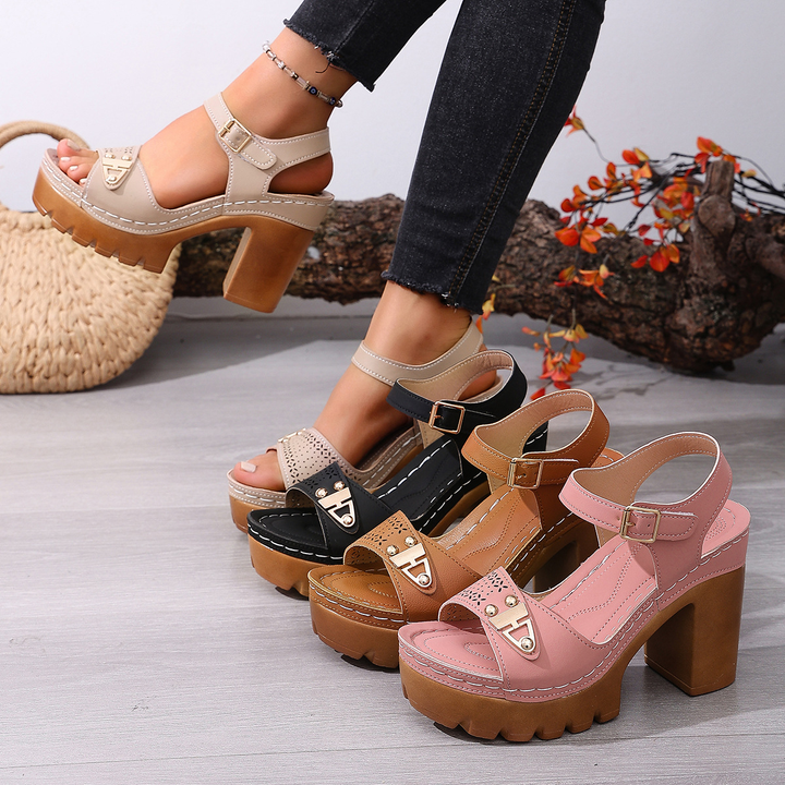 Retro  Cutout Platform Block Heel Beach Sandals