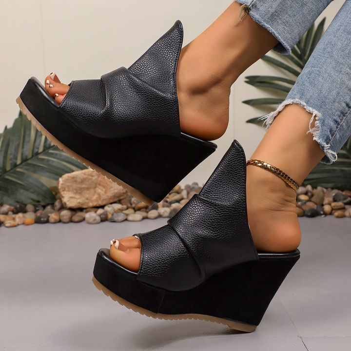 Comfortable platform wedge sandals