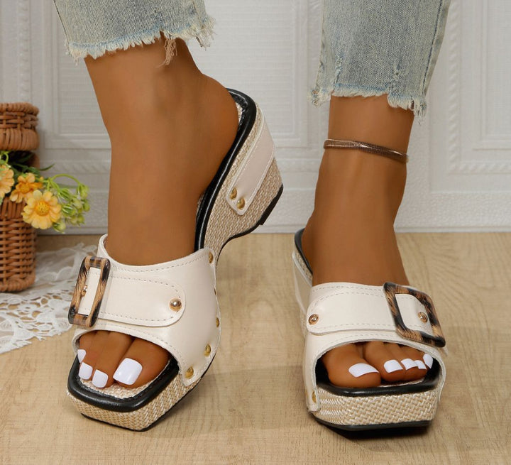 Platform wedge sandals with studs