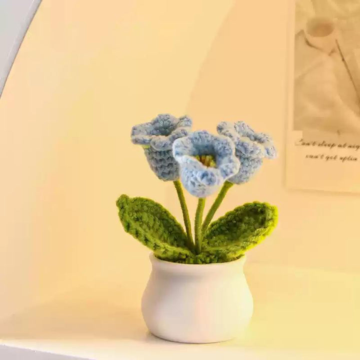 Hand-woven woolen flower bouquet ornaments