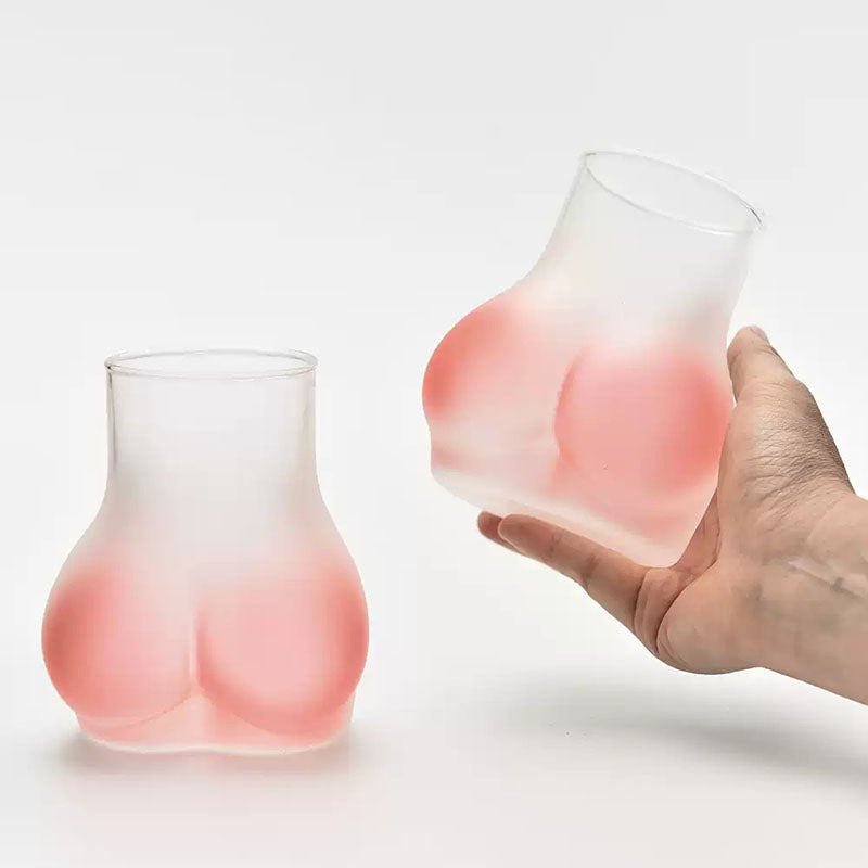 Cute and sexy peach hip water cup