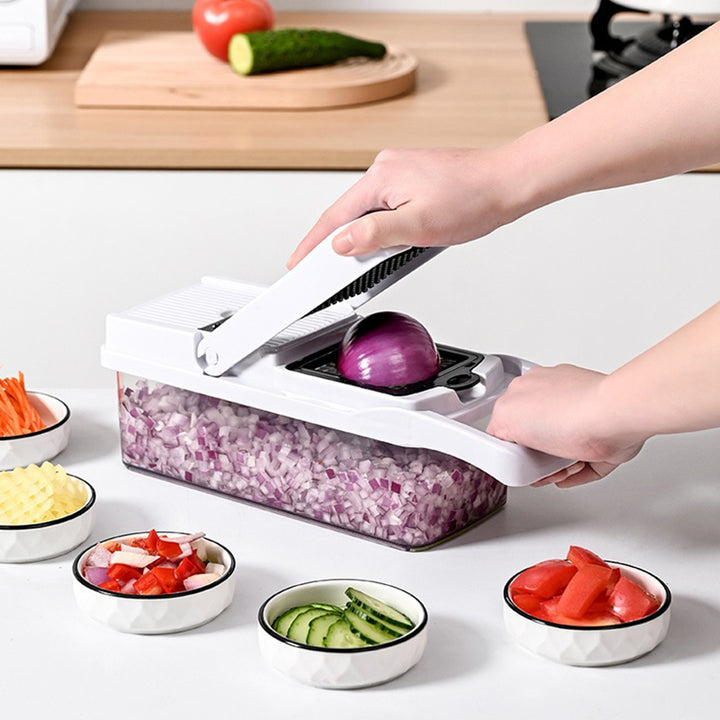 Make a salad cutting box