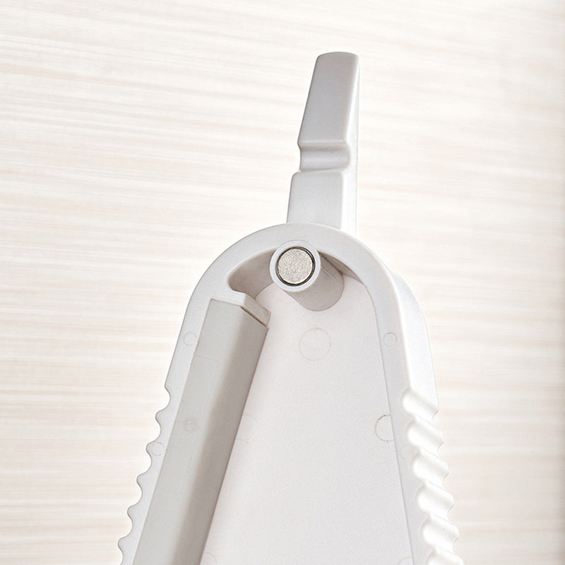 Multifunctional can opener