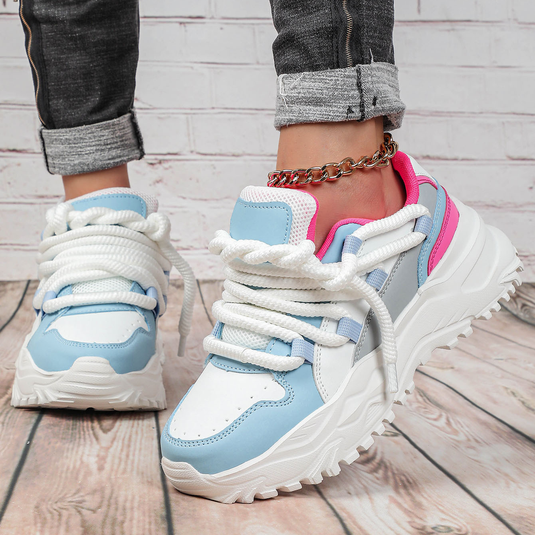 Platform casual sneakers