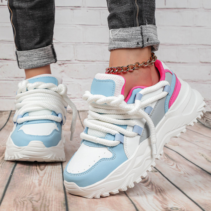 Platform casual sneakers