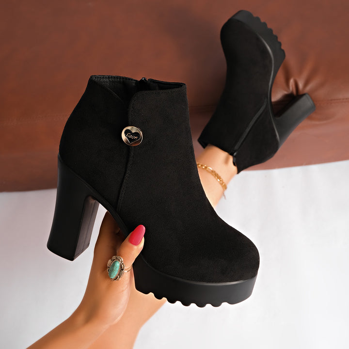 Chunky heel round toe suede Martin boots