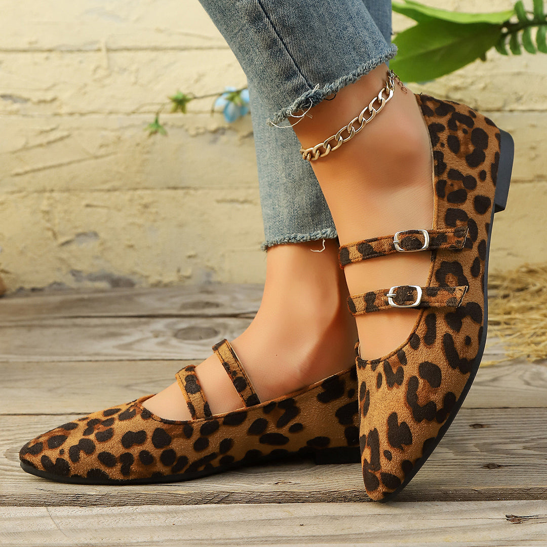 Pointed-toe suede flats