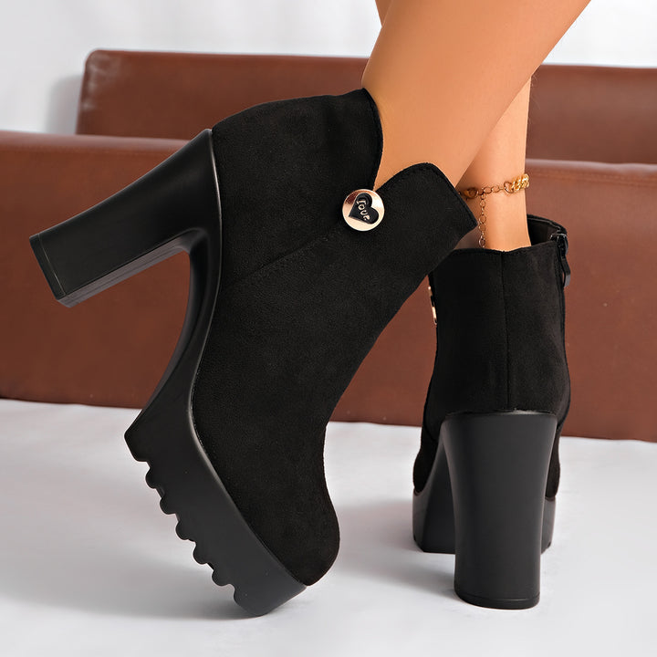 Chunky heel round toe suede Martin boots