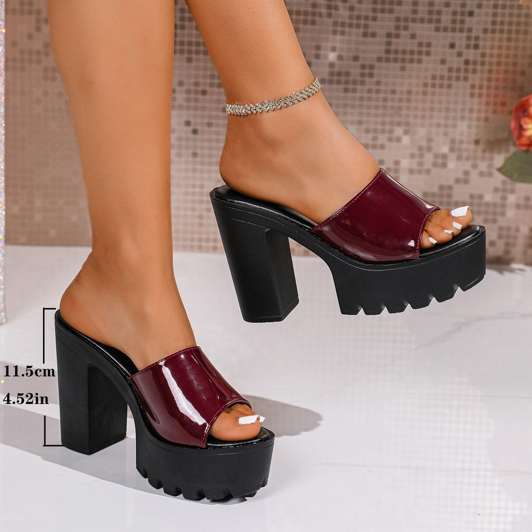 Chunky high-heeled sandals