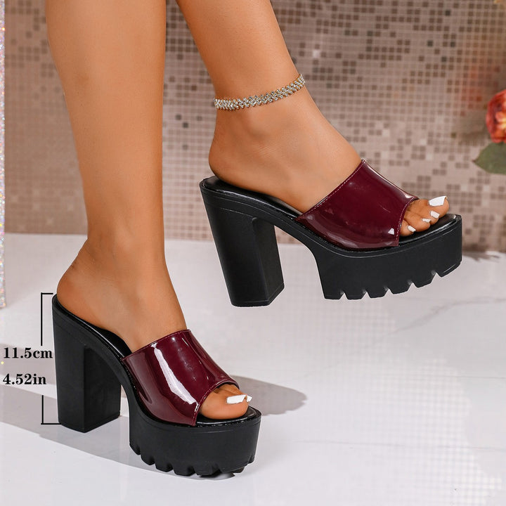 Chunky high-heeled sandals