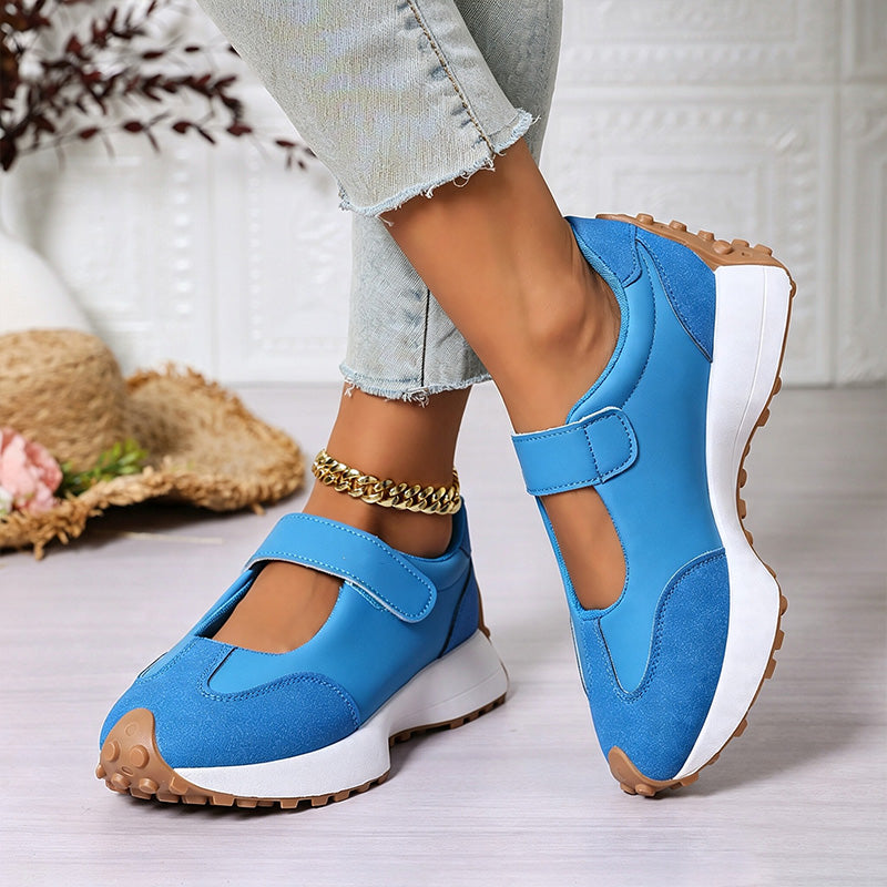 Chunky-soled casual sneakers