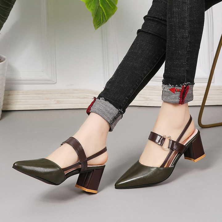 Retro pointed toe chunky heel Mary Jane shoes