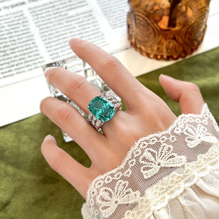 Elegant Cushion Stone Halo Fashion Ring