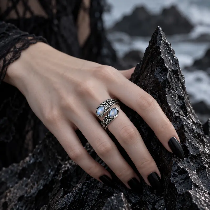 Vintage Floral Teardrop Gem Wrap Ring